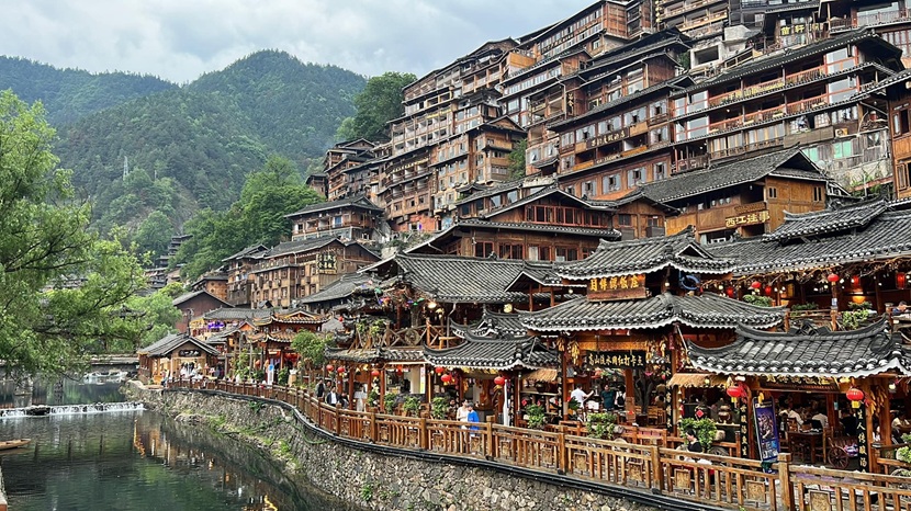 Làng Miêu Tích Thủy - Tour Hà Khẩu - Bình Biên - Kiến Thủy - Mông Tự 3 ngày